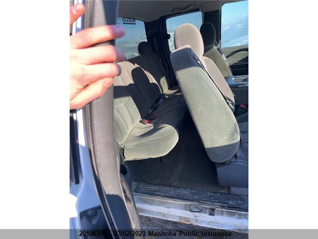 Chevrolet Silverado 1500 Ext Cab 2004 2GCEK19VX41155928 Image 8