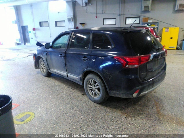 JA4AD2A37GZ601208 Mitsubishi Outlander Es