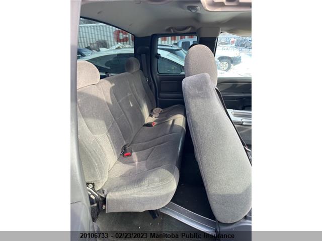 Chevrolet Silverado 1500 Ext Cab 2004 1GCEK19T94Z257680 Image 8