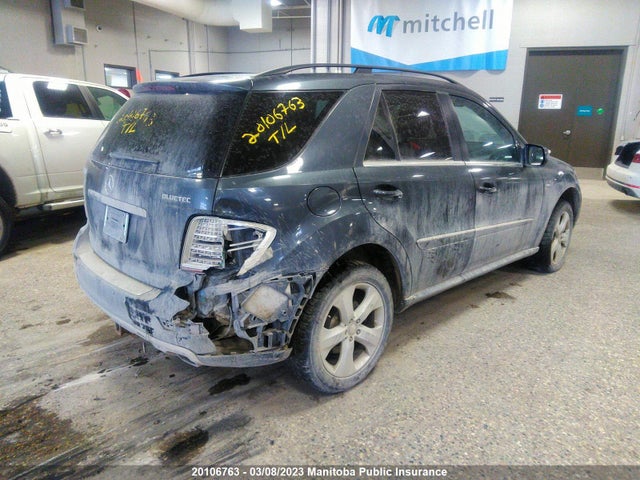 Mercedes Benz Ml350 Bluetec  2010 4JGBB2FB0AA614982 Image 4