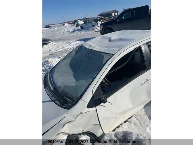 Toyota Yaris 2010 JTDBT4K31A1386924 Image 6