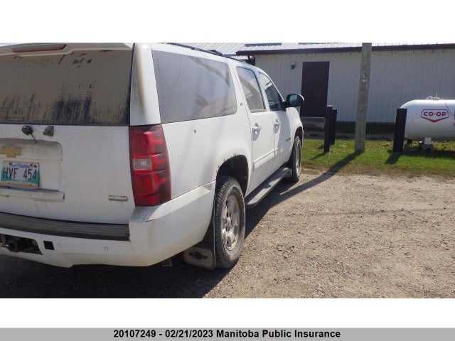 Chevrolet Suburban 1500 Lt  2010 1GNUKJE38AR197816 Image 4