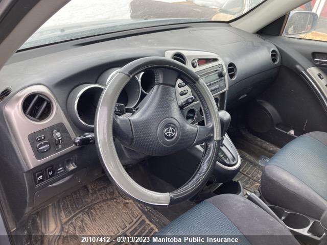 Toyota Matrix Xr 2005 2T1KR32E95C876524 Image 5
