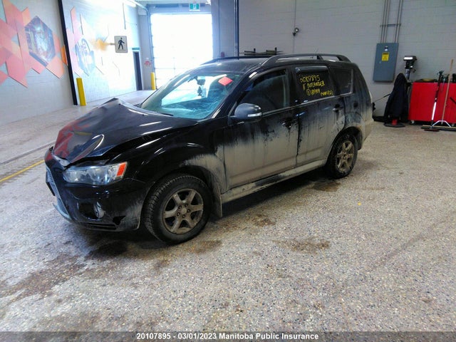 JA4JT3AX7BU604904 Mitsubishi OUTLANDER GT