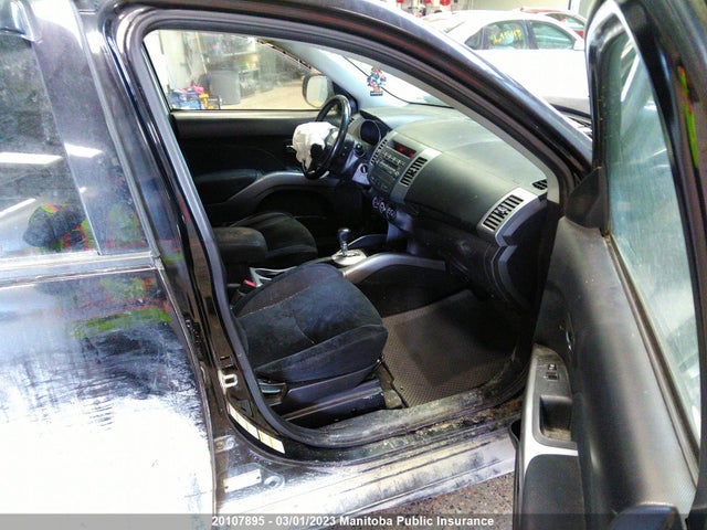 JA4JT3AX7BU604904 Mitsubishi OUTLANDER GT