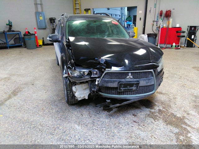 JA4JT3AX7BU604904 Mitsubishi OUTLANDER GT