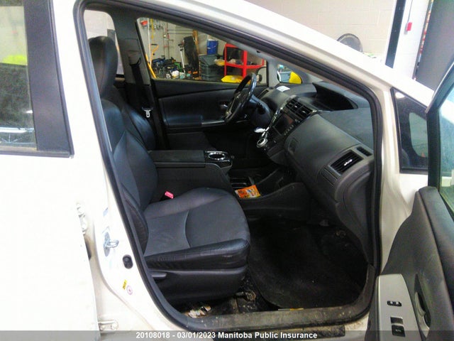 Toyota PRIUS V 2012 JTDZN3EU9C3083520 Image 6