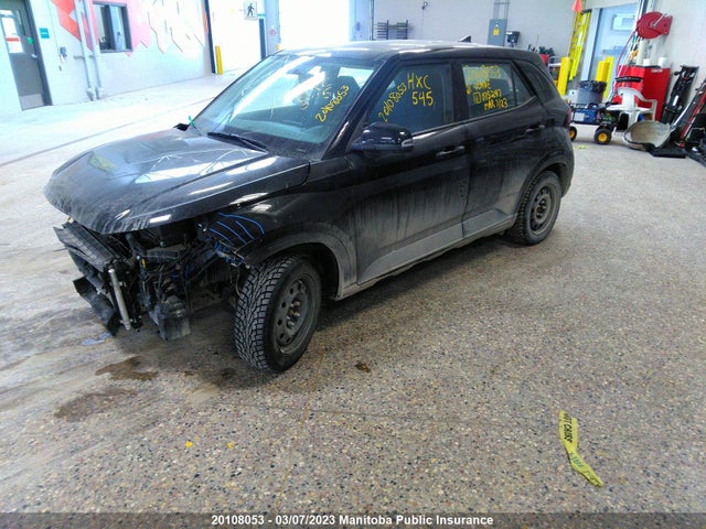 Hyundai Venue Essential 2021 KMHRB8A37MU075247 Image 2