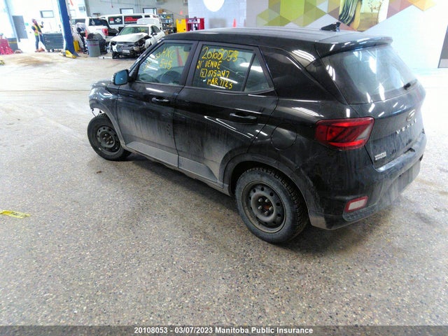 Hyundai Venue Essential 2021 KMHRB8A37MU075247 Image 4