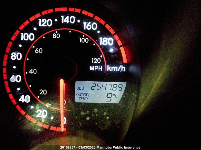 Toyota Matrix Xr 2006 2T1KR32E86C596031 Image 8