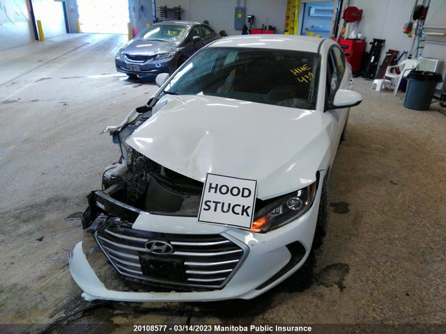 Hyundai Elantra Le 2017 5NPD74LF7HH111065 Image 11