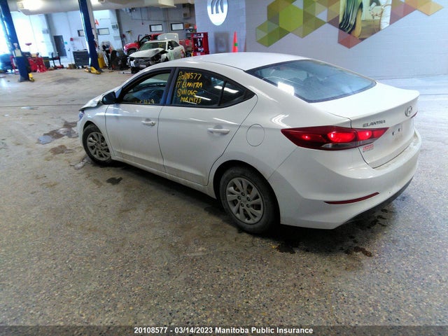 Hyundai Elantra Le 2017 5NPD74LF7HH111065 Image 4