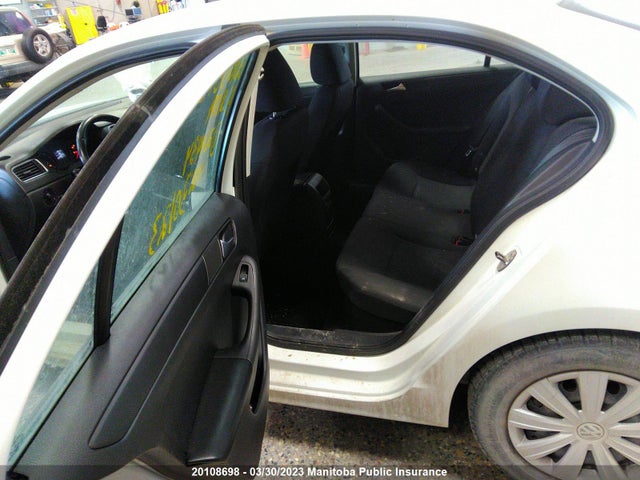Volkswagen Jetta 2.0 2014 3VW2K7AJ7EM264434 Image 9