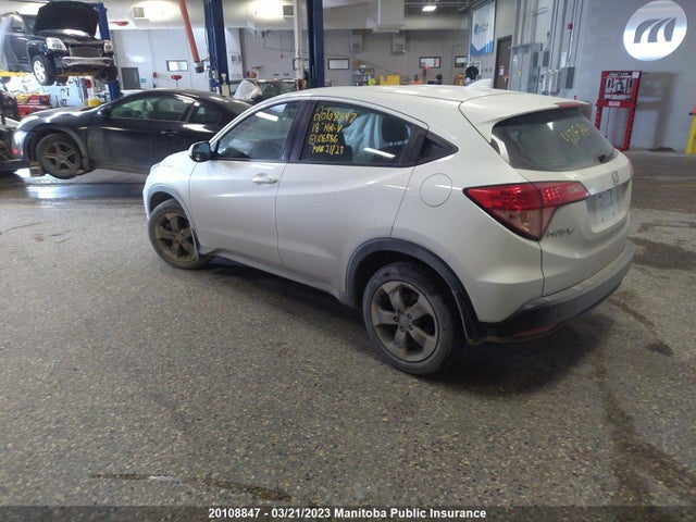 Honda HR-V LX 2018 3CZRU6H36JM106586 Image 3