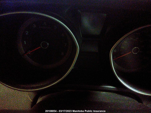 Hyundai Elantra Gt Gl 2013 KMHD35LE6DU120702 Image 8