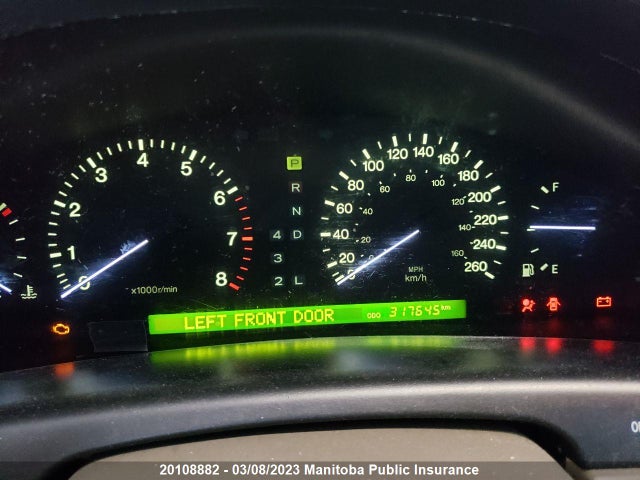 JT8BH28F1X0140329 Lexus LS 400