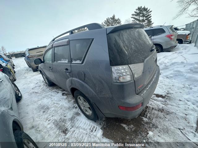 JA4LS21W28Z601756 Mitsubishi Outlander Es