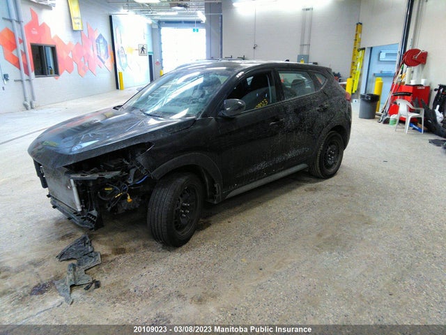 Hyundai Tucson Essential 2019 KM8J23A48KU021025 Image 2