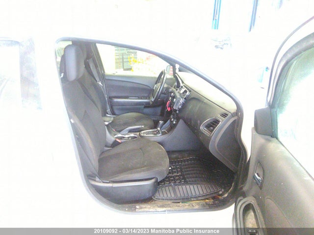 1C3CCBBB5EN100639 Chrysler 200 Touring