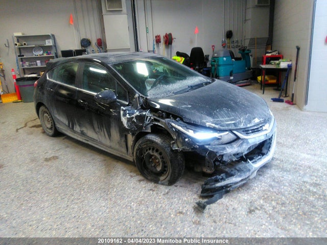 Chevrolet CRUZE LT 2018 3G1BE6SM3JS650277 Image 1