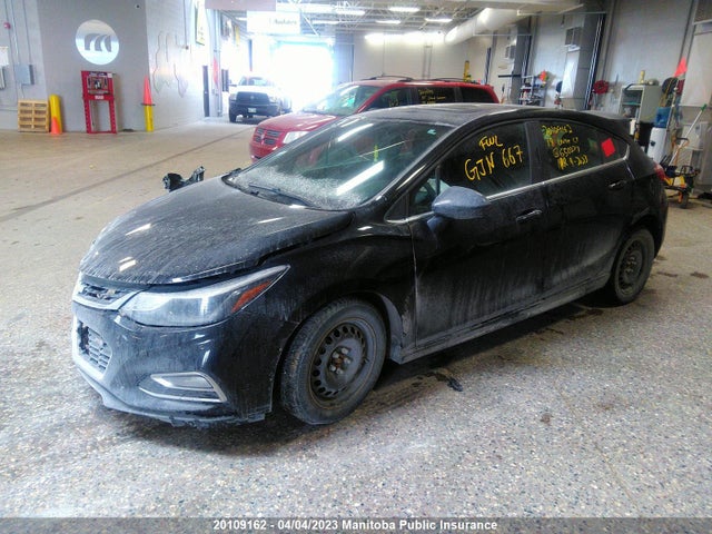 Chevrolet CRUZE LT 2018 3G1BE6SM3JS650277 Image 2