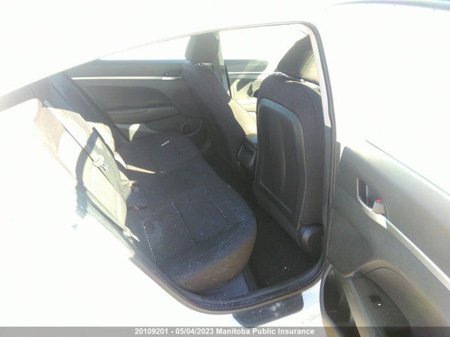 Hyundai Elantra Essential 2020 KMHD74LF6LU004356 Image 9