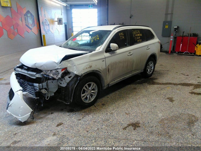 JA4JZ3AX3FZ603174 Mitsubishi Outlander Se