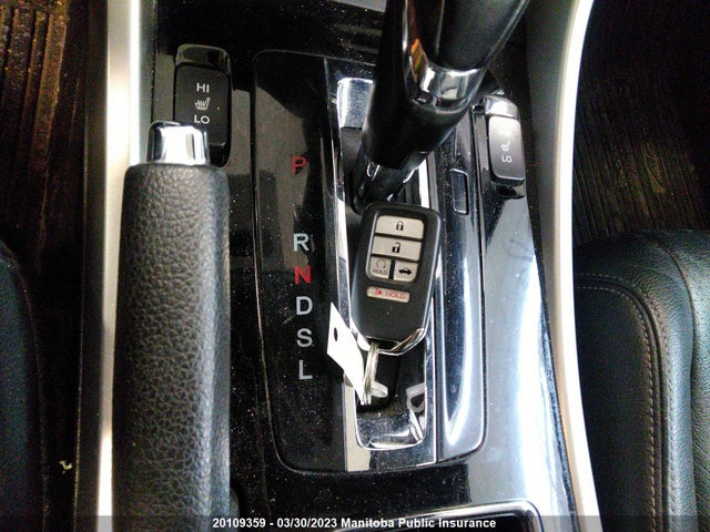 Honda Accord Touring 2016 1HGCR2F08GA805076 Image 3