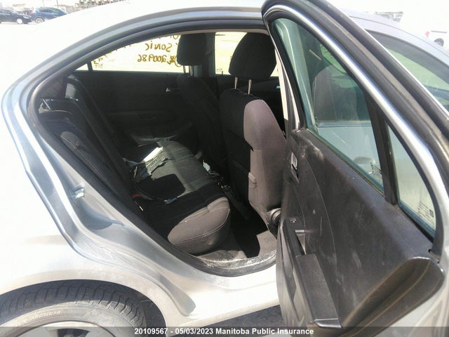 Chevrolet SONIC LT 2015 1G1JC5SHXF4200986 Image 8
