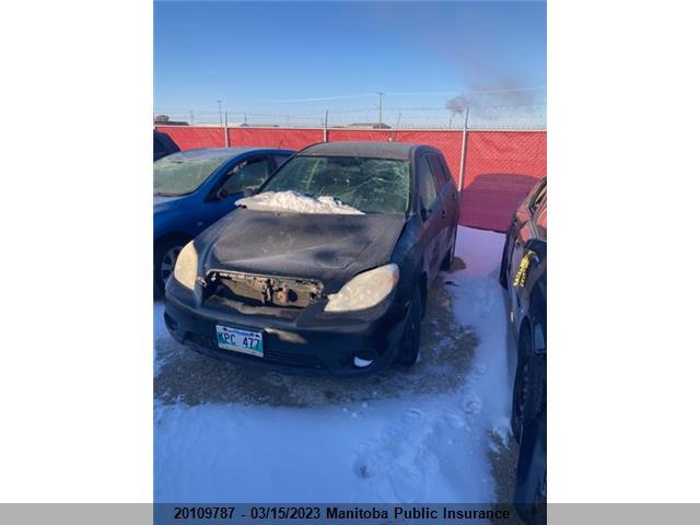 Toyota Matrix 2005 2T1KR32EX5C881859 Image 2