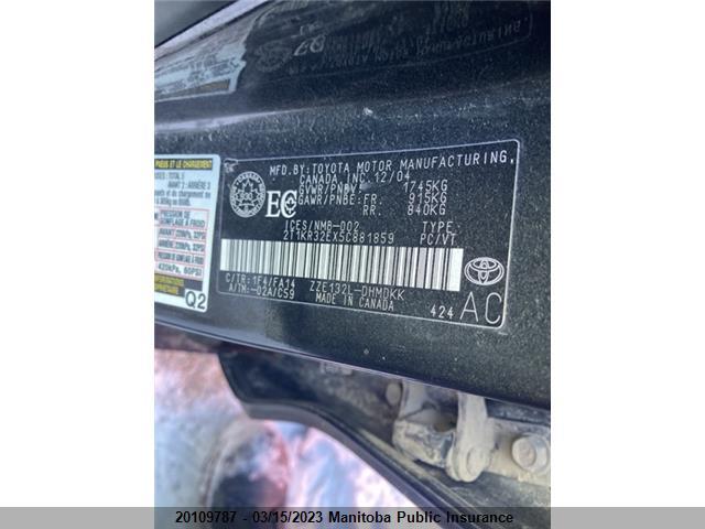 Toyota Matrix 2005 2T1KR32EX5C881859 Image 9