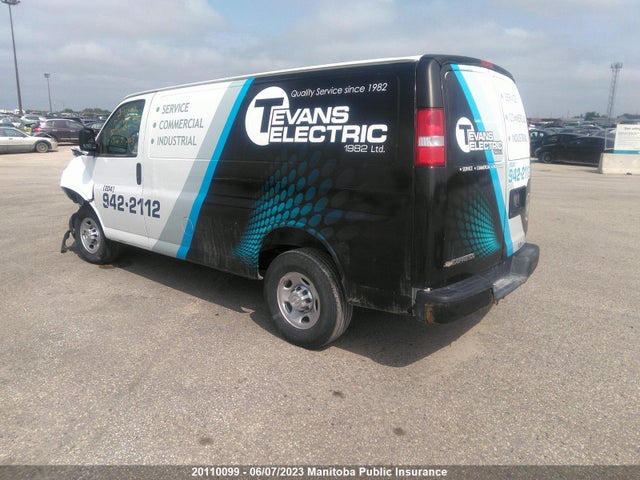 Chevrolet Express 2500 Cargo Van  2017 1GCWGAFF8H1335827 Image 3