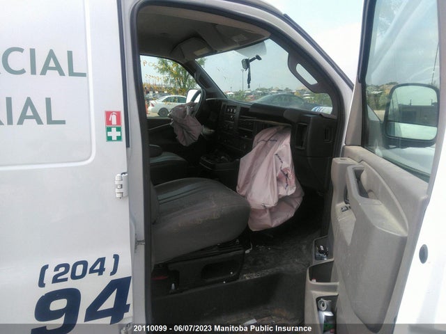 Chevrolet Express 2500 Cargo Van  2017 1GCWGAFF8H1335827 Image 5