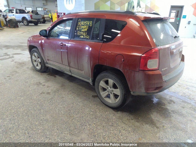 1C4NJDAB9CD595261 Jeep Compass North