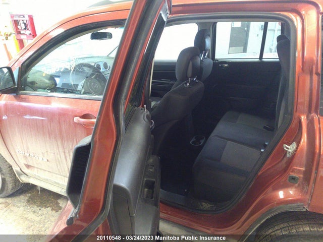 1C4NJDAB9CD595261 Jeep Compass North