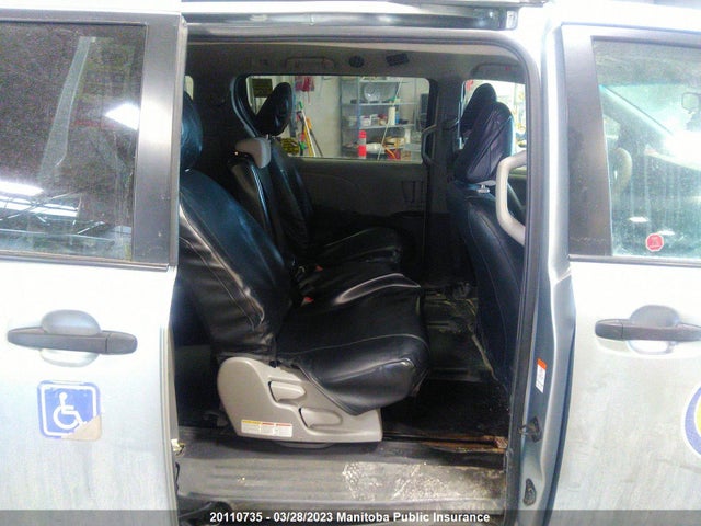 Toyota Sienna Le V6  2015 5TDZK3DC4FS532574 Image 9