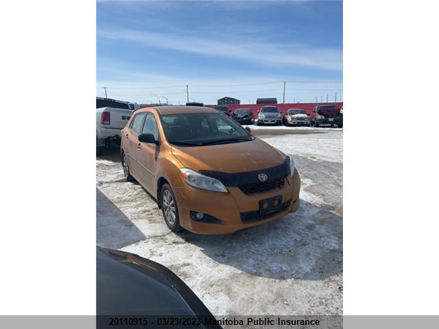 Toyota Matrix 2010 2T1KU4EEXAC488065 Image 2