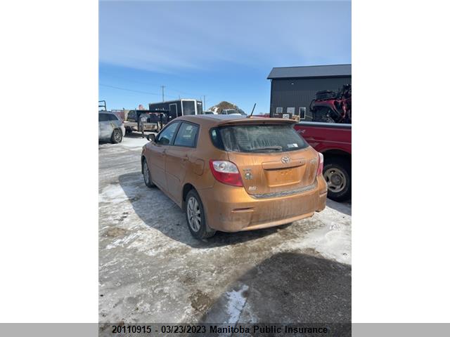 Toyota Matrix 2010 2T1KU4EEXAC488065 Image 3