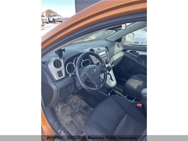 Toyota Matrix 2010 2T1KU4EEXAC488065 Image 5