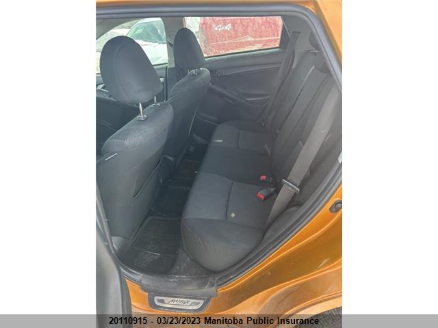 Toyota Matrix 2010 2T1KU4EEXAC488065 Image 8
