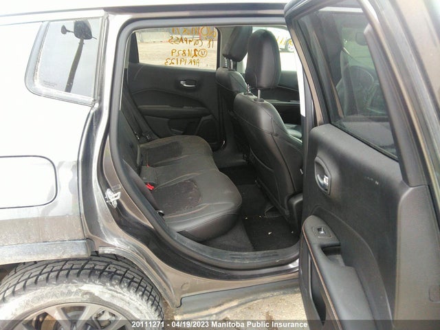 3C4NJDBB6JT211829 Jeep Compass North