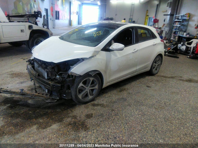 Hyundai Elantra Gt Gl 2016 KMHD35LH8GU333522 Image 2