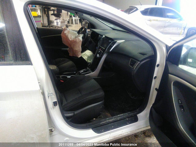 Hyundai Elantra Gt Gl 2016 KMHD35LH8GU333522 Image 6