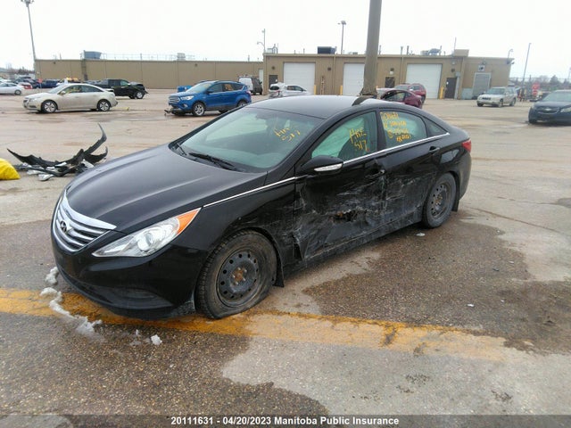 Hyundai SONATA GL 2014 5NPEB4AC4EH893428 Image 2