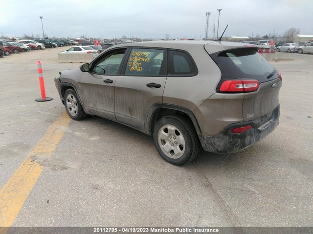 1C4PJLABXGW307941 Jeep Cherokee Sport