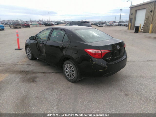 Toyota COROLLA LE 2018 2T1BURHE8JC086487 Image 4
