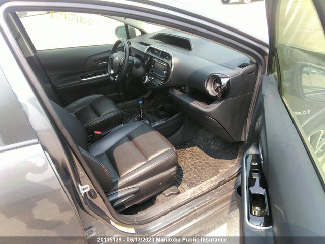 Toyota PRIUS C 2019 JTDKDTB30K1620804 Image 6