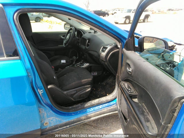 3C4NJDAB8KT728777 Jeep Compass Sport