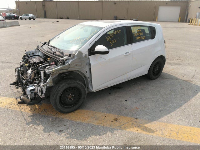 Chevrolet SONIC LT 2017 1G1JD6SB4H4163855 Image 2