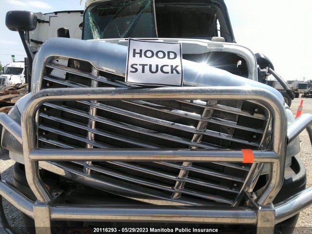 Freightliner Cascadia 2016 1FUJGLD56GLGT7454 Image 11